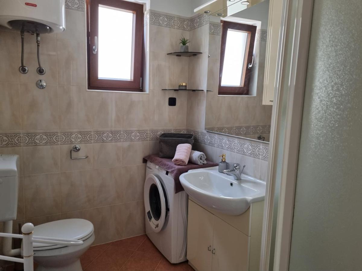 N&G Apartments Rovinj Exterior photo